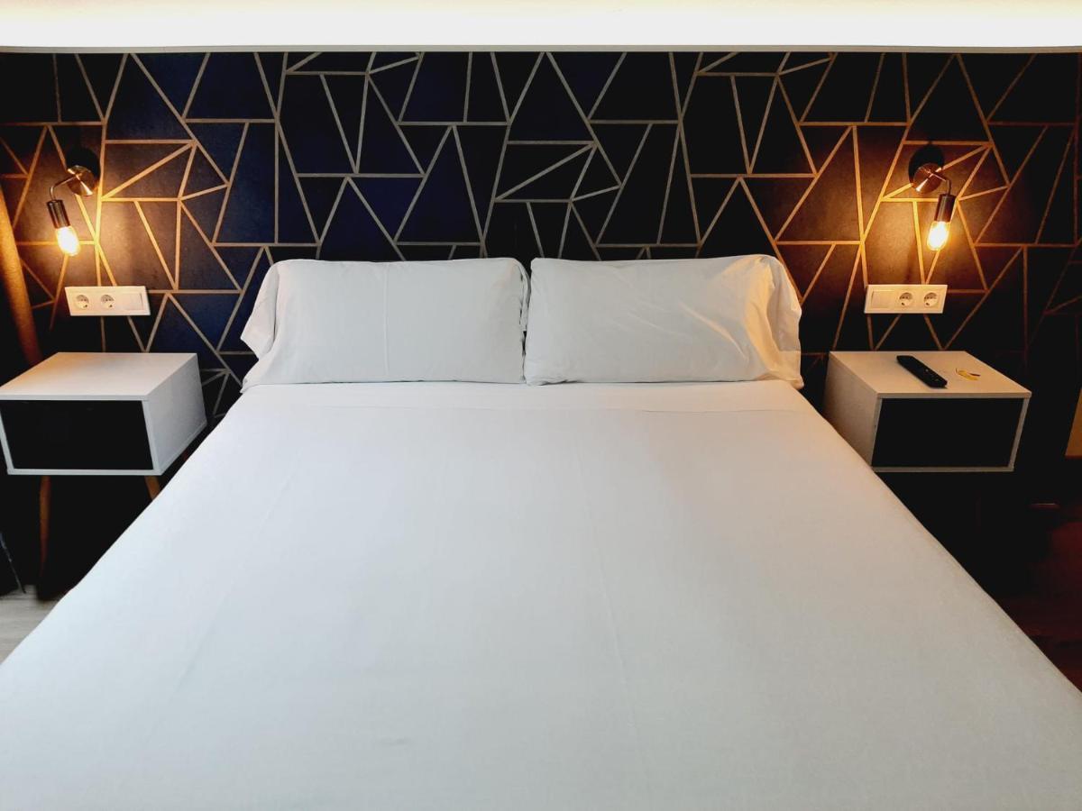 Hostal Laia By Gaiarooms Barcelona Eksteriør bilde